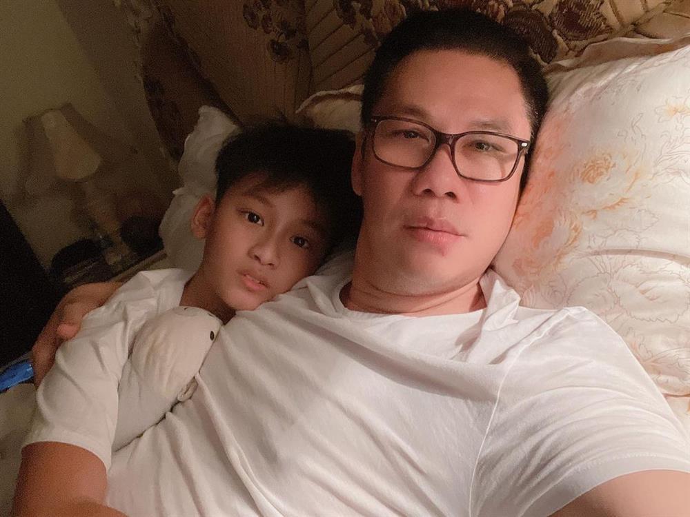 Chồng cũ Lệ Quyên và cặp quý tử hiếm hoi cùng lên sóng-4