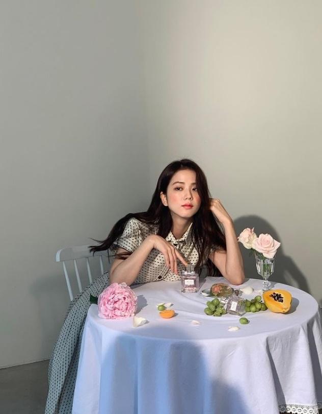 Bí quyết dưỡng da giữ dáng của nữ thần Jisoo BLACKPINK-5