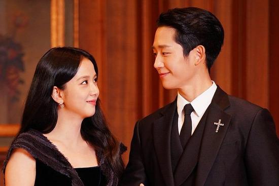 Rộ tin Jung Hae In hẹn hò Jisoo (BLACKPINK)