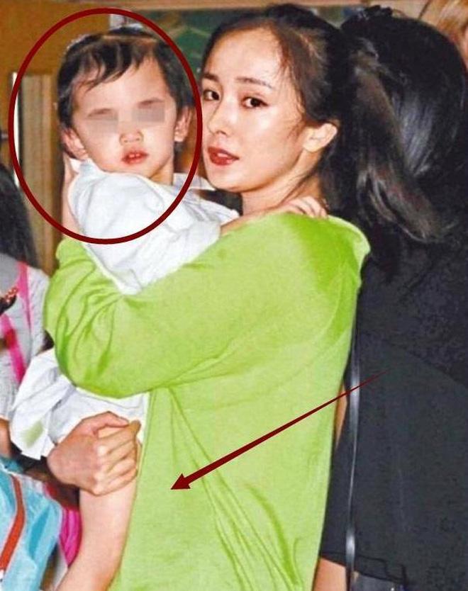 Dương Mịch gặp con gái sau gần 2 năm chịu đựng mỉa mai-2