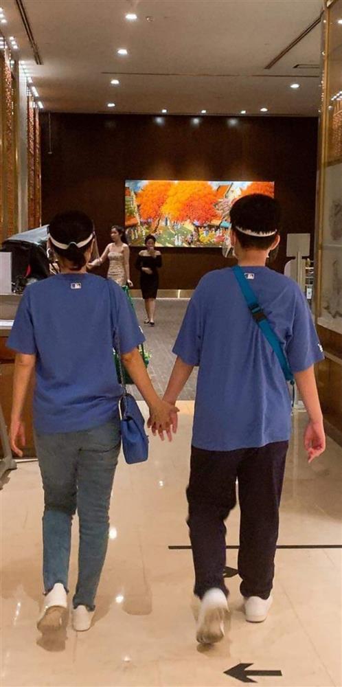 Con trai Việt Trinh trổ mã, đề nghị mẹ ngừng làm một việc-3