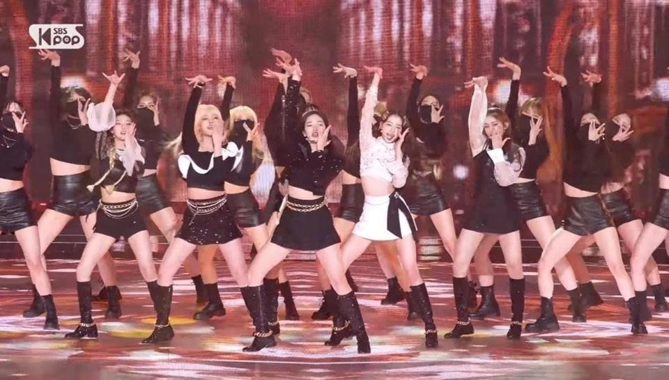 Jennie, Suzy và các thần tượng Kpop được thiên vị-1