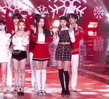 Thành viên aespa nhan sắc lép vế trước bộ đôi nữ thần thế hệ mới IVE-1