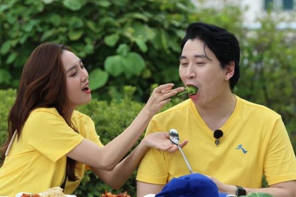 Lan Ngọc công khai bạn trai, quyết không thua Minh Tú?-6