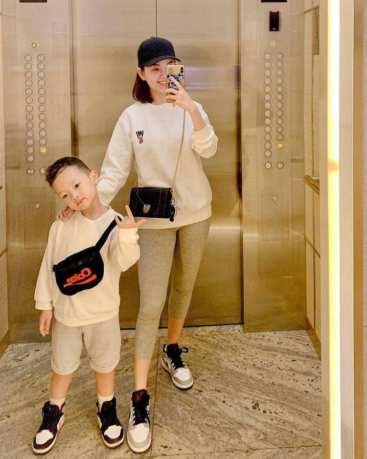 Con trai Ly Kute và tình cũ Mạc Hồng Quân càng lớn càng khéo-1