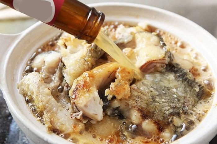 Những công dụng tuyệt vời của bia trong nấu ăn nhiều người không biết-6