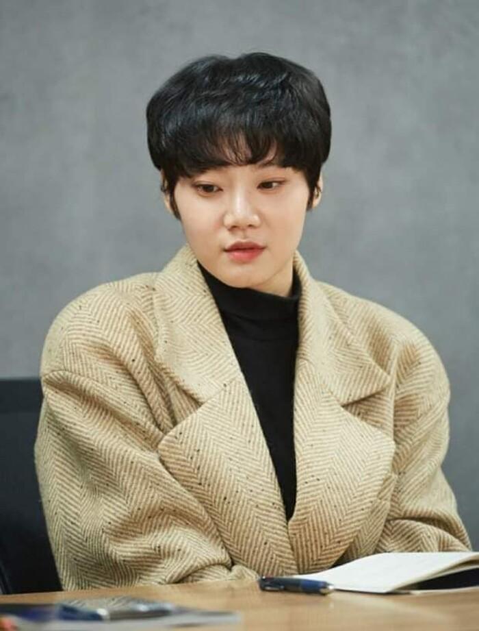 Xót xa hình ảnh diễn viên Snowdrop vừa đột ngột qua đời-2