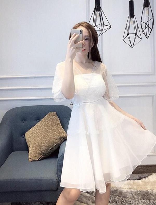 Mặc gì đi đám cưới để vừa xinh vừa không dìm nhan sắc cô dâu-1