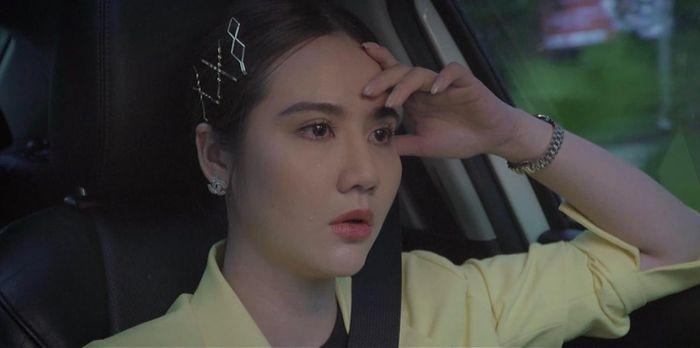 Huyền Lizzie - Phương Oanh đeo choker: Người được khen, kẻ thảm họa-3