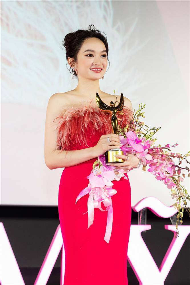 Lan Ngọc nói gì khi được phong Đại mỹ nhân màn ảnh Việt-6