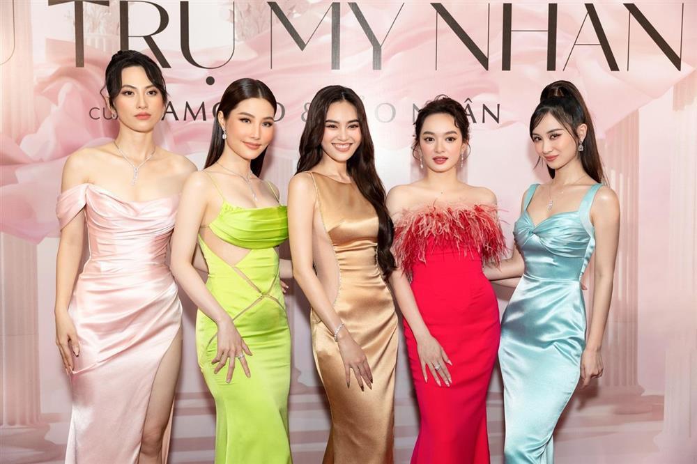 5 mỹ nhân thảm đỏ: Diễm My và Kaity bụng to, Lan Ngọc lùn mẩu-7