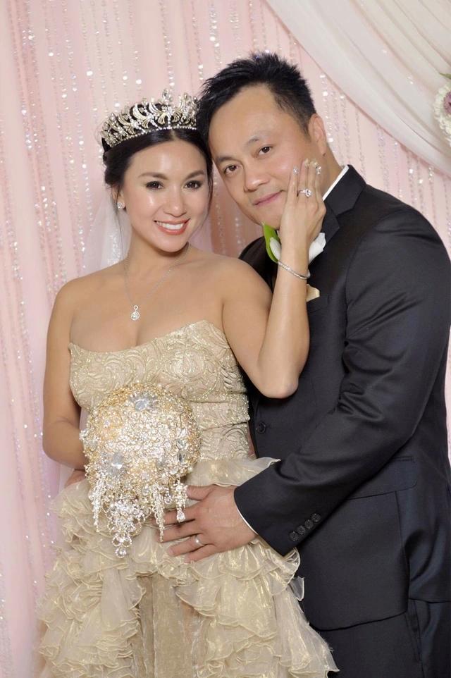 Ngỡ ngàng dung mạo nữ hoàng ảnh lịch Y Phụng ở tuổi 43-9