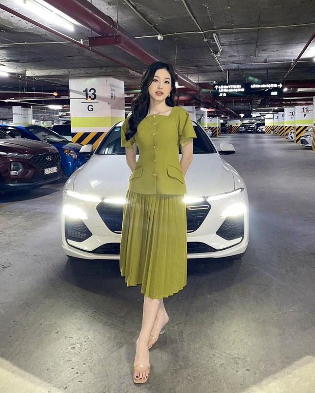 Đụng hàng Á hậu, Quỳnh Nga - Huyền Lizzie có chịu kết thảm?-8