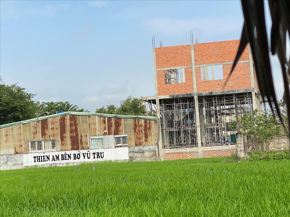 Dàn sao Việt chụp chung với nhiều người Tịnh thất Bồng Lai-1