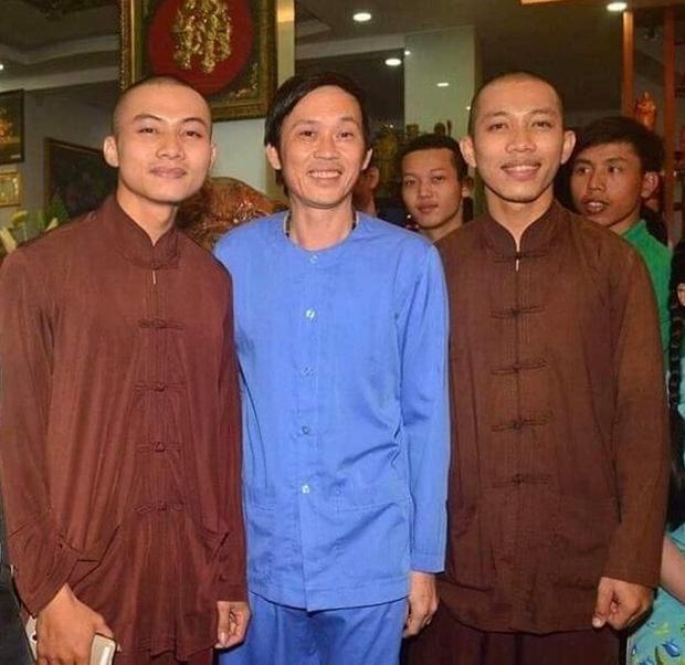 Dàn sao Việt chụp chung với nhiều người Tịnh thất Bồng Lai-6