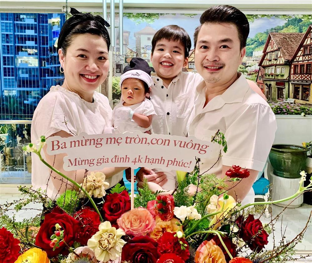 Lê Khánh sinh con thứ 2, công khai luôn dung mạo-1