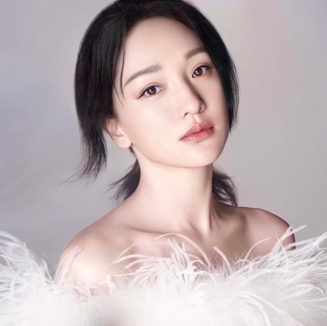 HOT: Lộ clip Châu Tấn đưa tình trẻ về ra mắt gia đình ở quê?-6