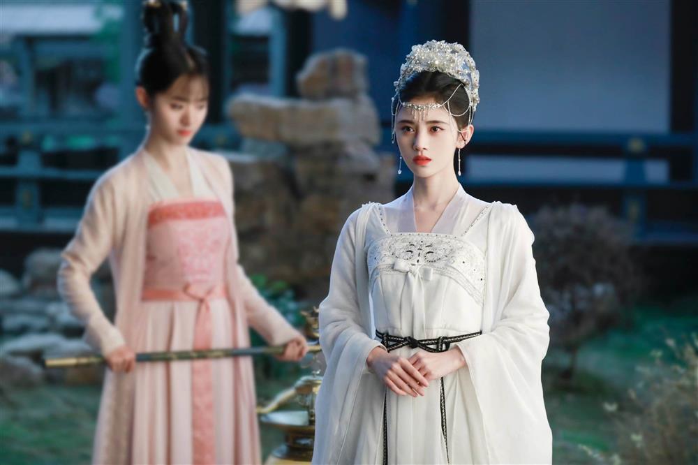 Thành Long phẫn nộ với nghệ sĩ trẻ-5