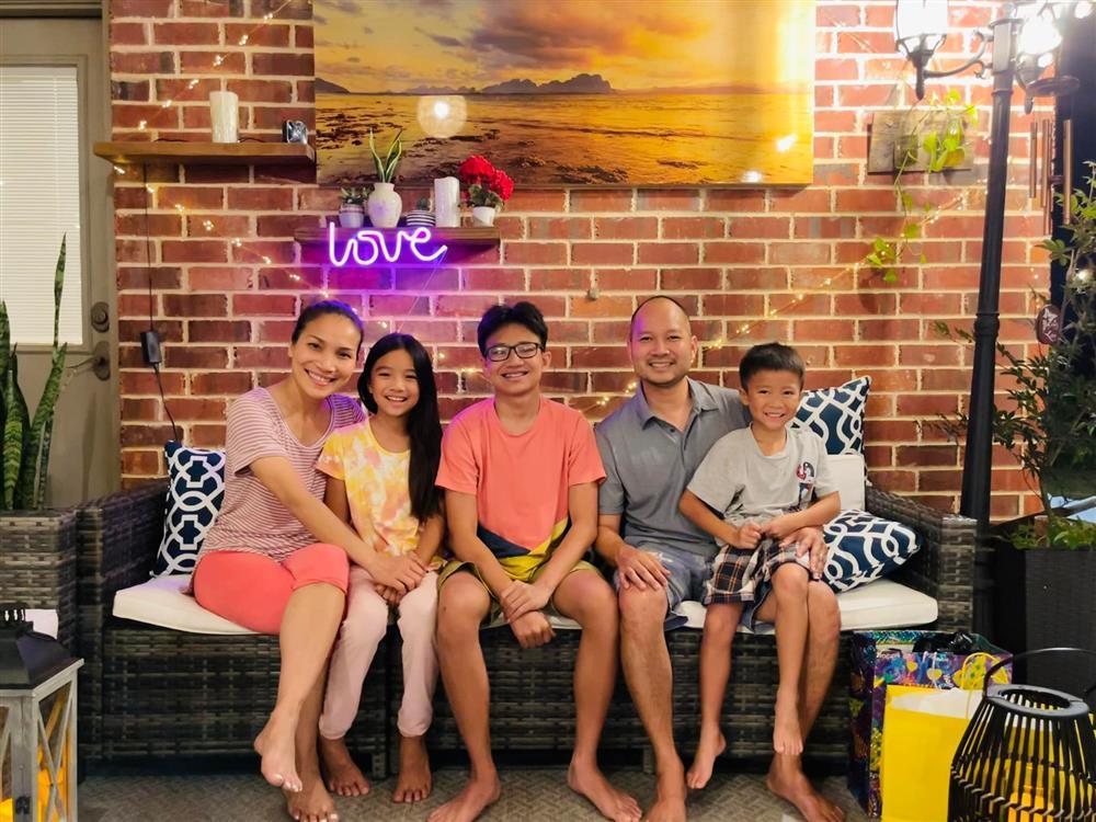 Con gái Hồng Ngọc 9 tuổi trổ mã xinh đẹp như thiếu nữ-3