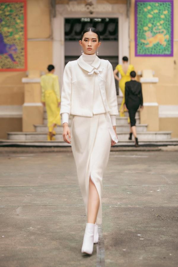 Màn catwalk 1 chín 1 mười của HHen Niê, Minh Tú, Lương Thùy Linh-15