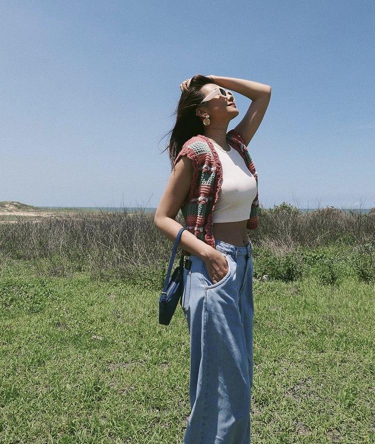 Mix đồ hack tuổi bao người trầm trồ như Thanh Hằng-1