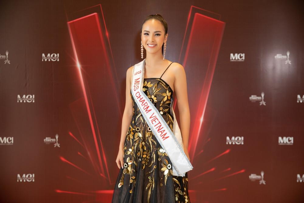 Phương Mai trở thành MC đầu tiên của Miss Charm 2021-3