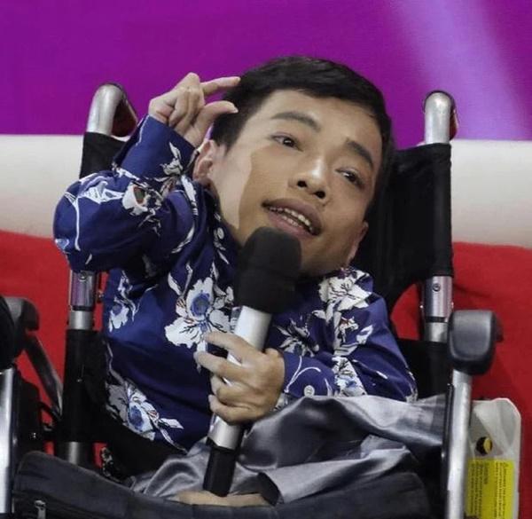 Chàng tí hon 90cm cưới vợ 1m7 từng khiến người người ngưỡng mộ giờ ra sao?-3