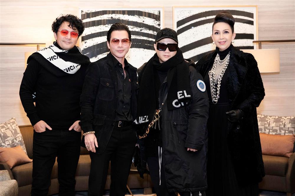 Trần Bảo Sơn lộ diện bên dàn celeb, thần sắc ra sao?-3