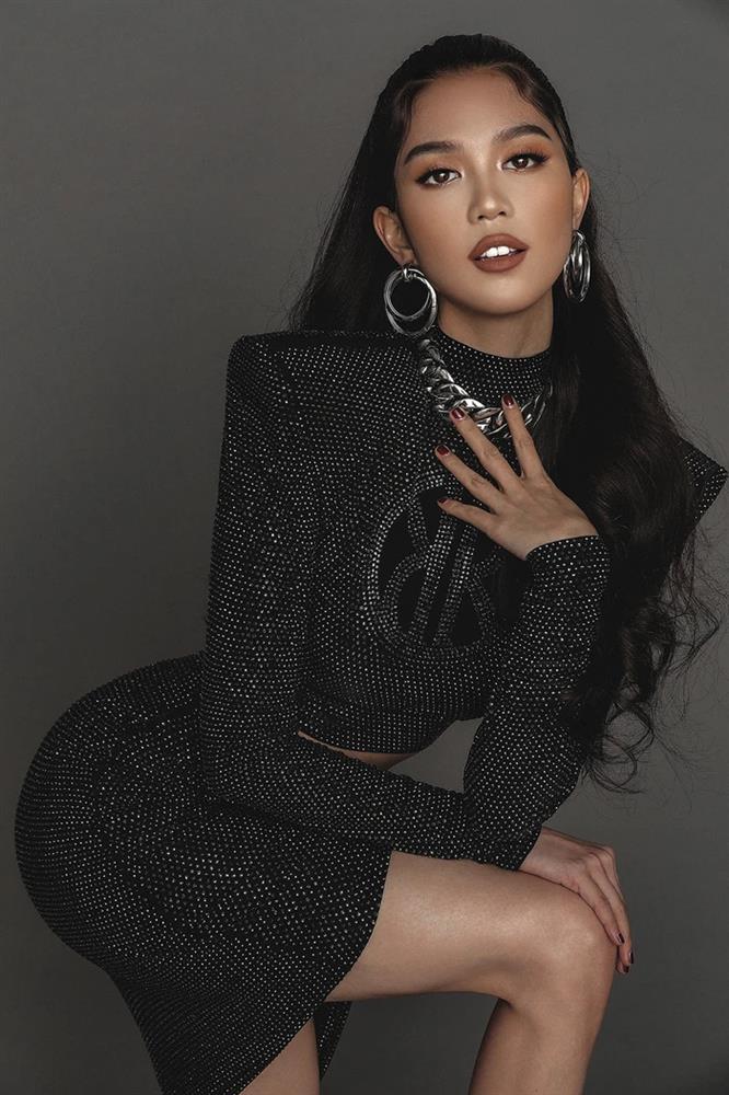 Không còn trắng tinh, Ngọc Trinh giờ da nâu nóng bỏng-9