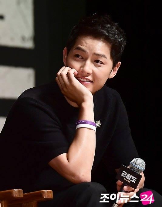 6 nam thần xứ Hàn được fangirl muốn mang về cho mẹ-5