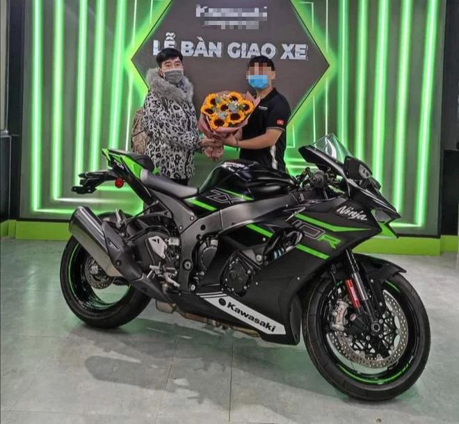 Xử lý thế nào với chiếc xe 700 triệu do tên cướp ngân hàng mua?-1