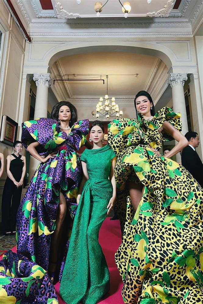 Tình hình Hòa Minzy sau khi tiếp xúc Minh Tú mắc Covid-19-1