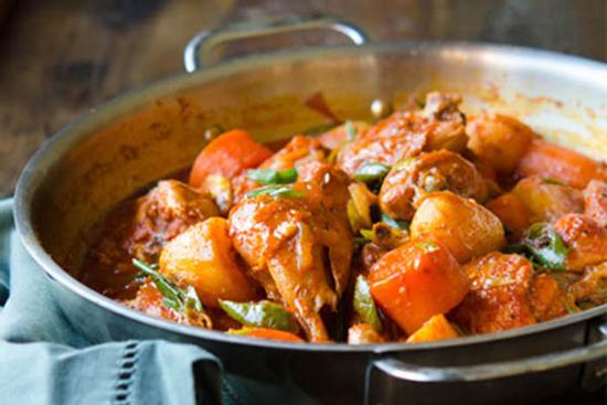 Cách làm thịt gà hầm cay kiểu Hàn Quốc