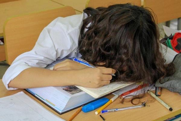 Con gái hăng hái vào bếp làm sủi cảo, mẹ tái mặt trước tác phẩm của con-2