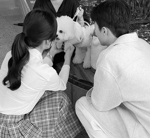 Song Hye Kyo tình tứ Jang Ki Young, đẹp đôi ngỡ ngàng-6