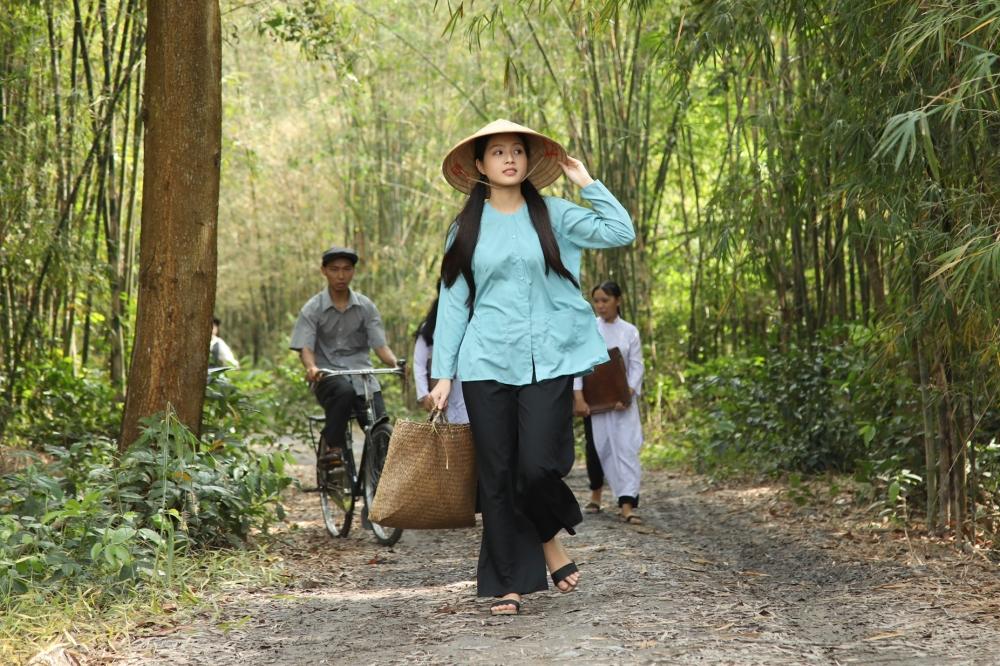 Diệp Hương Vị Tình Thân phải học tiếng Nam khi đóng phim miền Tây-8