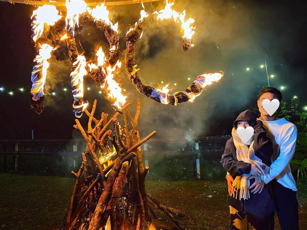 Vợ chưa cưới của Xuân Trường lộ ảnh bụng bầu-1