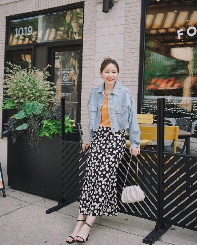 Mix đồ với áo khoác jean lửng cho nàng cá tính-4