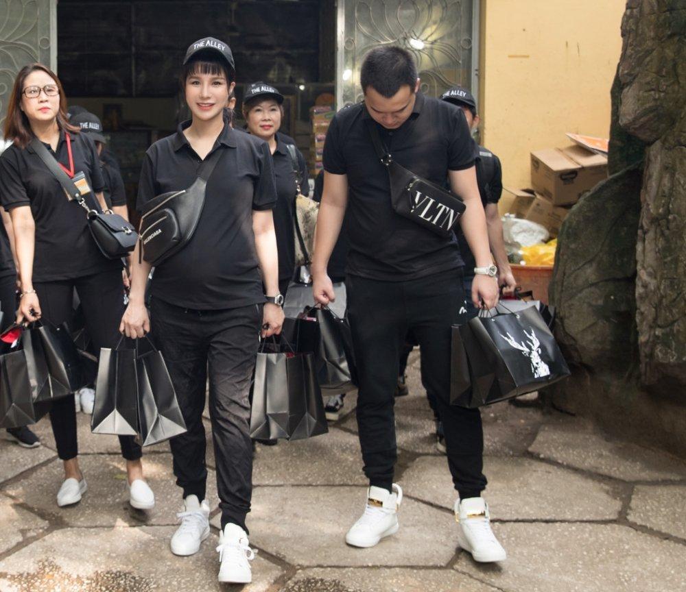 Xót xa 1 hành động níu kéo hôn nhân của Diệp Lâm Anh-3