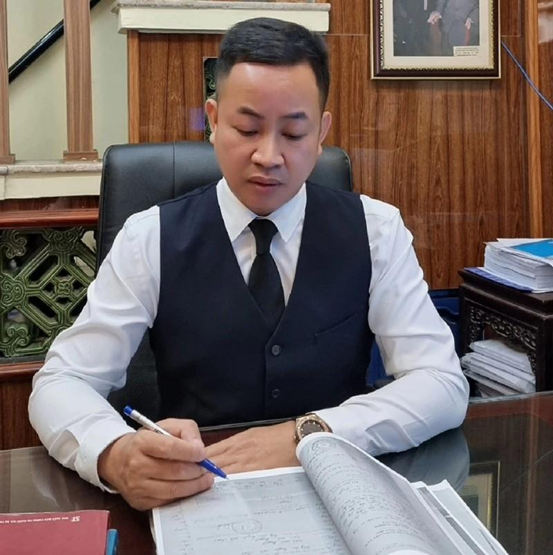 Gia đình bé gái bị dì ghẻ đánh tử vong mời thêm luật sư hỗ trợ-1