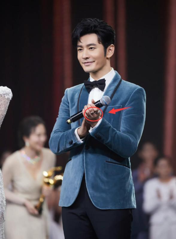 Angela Baby dập tan tin đồn ly hôn bằng 1 hành động đơn giản-6