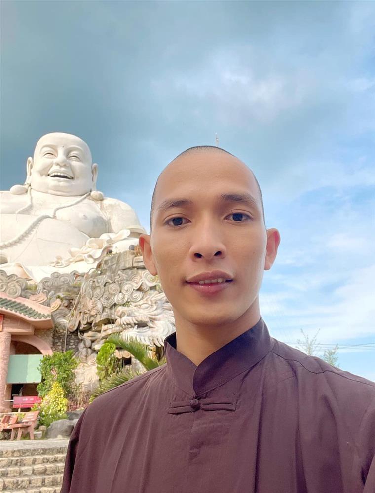 Chân dung con trai kín tiếng vừa bị tạm giam của ông Lê Tùng Vân-3