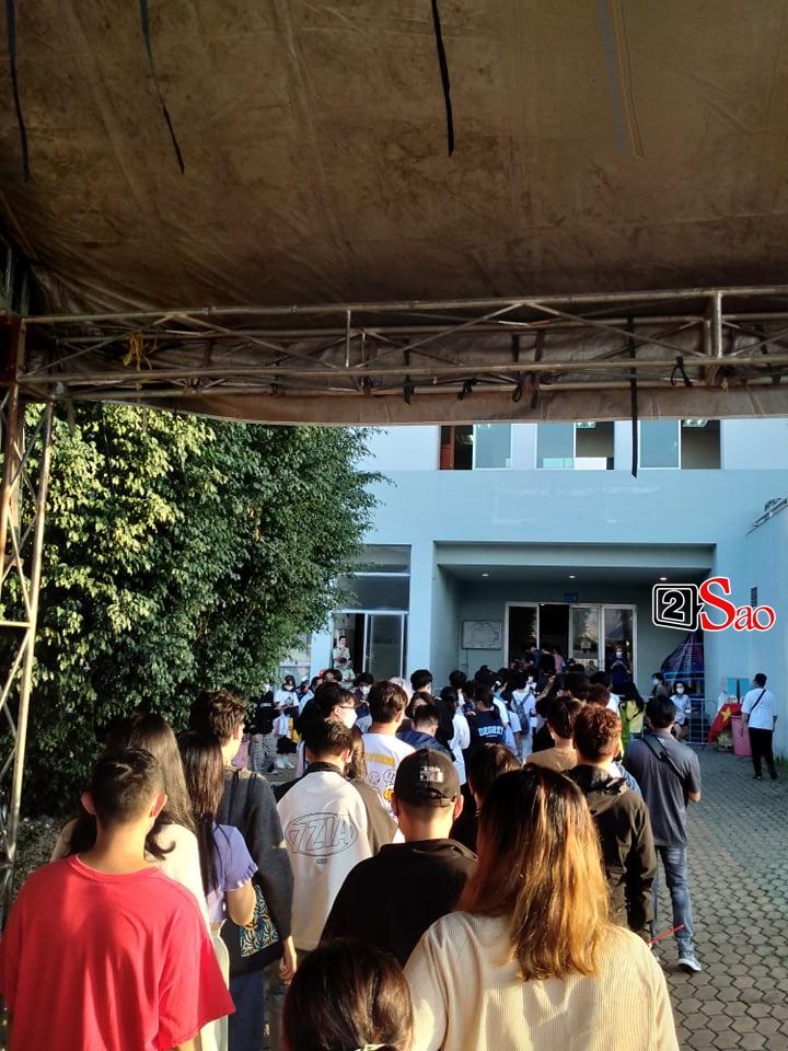 NÓNG: Kẻ trộm làm náo loạn lễ chào mừng Thùy Tiên-2