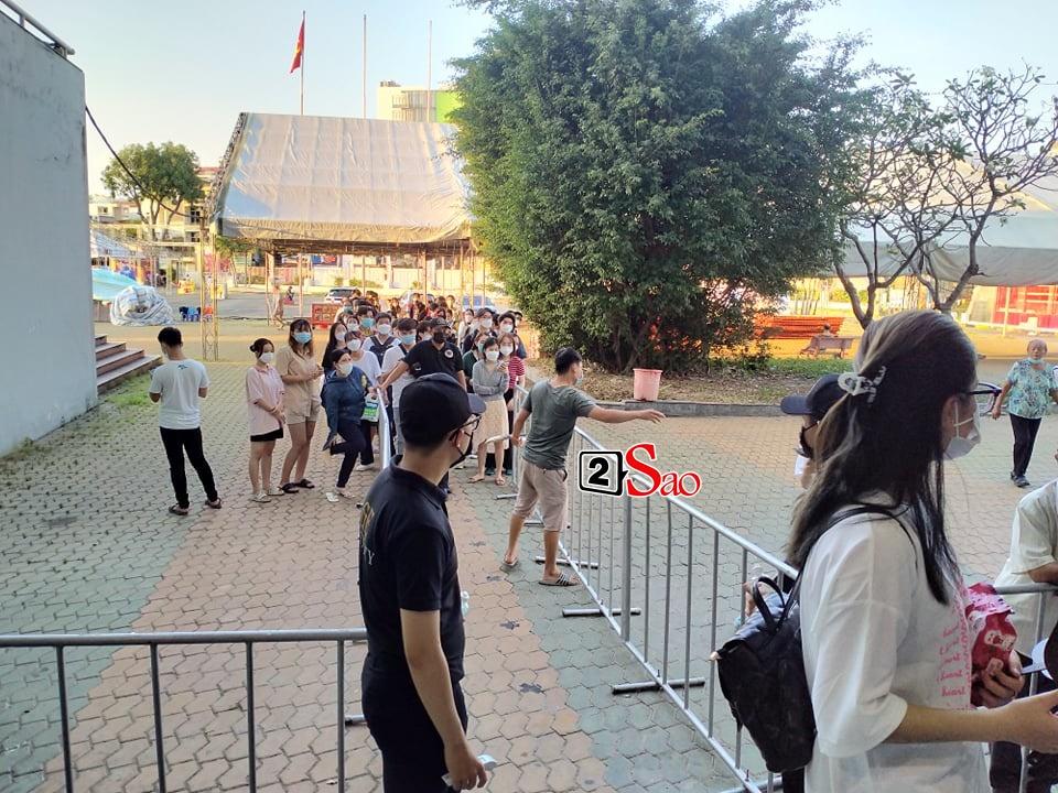 NÓNG: Kẻ trộm làm náo loạn lễ chào mừng Thùy Tiên-3