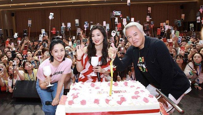 Nữ diễn viên Trương Đình kiếm 5,7 tỷ USD nhờ công ty đa cấp-1