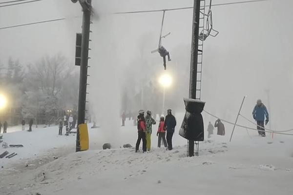 HOT: Cá heo hồng cực hiếm bất ngờ xuất hiện ở biển Việt Nam-4