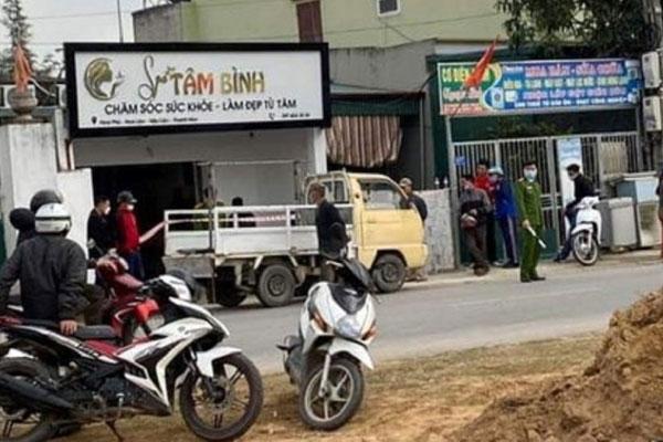 Vợ mới khai trương tiệm spa, chồng đổ xăng đốt, cả 2 nguy kịch-1