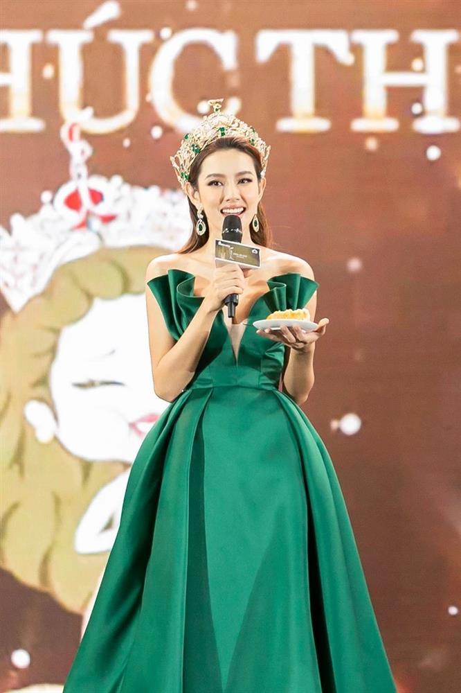 Ngắm trọn 3 bộ cánh giúp Thùy Tiên tỏa sáng như nữ thần đêm tri ân-5