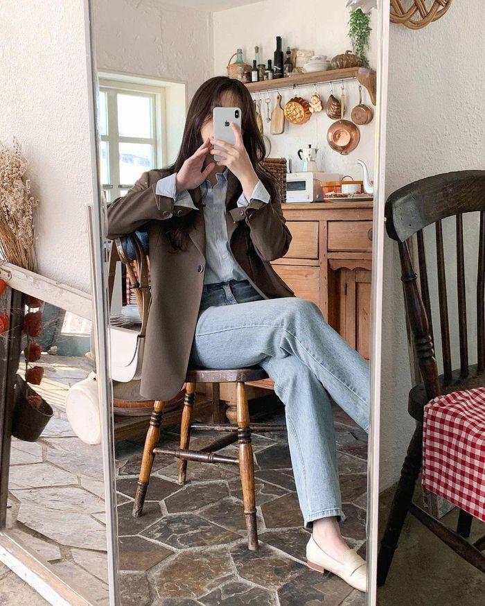 3 kiểu quần jeans chị em 30+ nên đầu tư-7