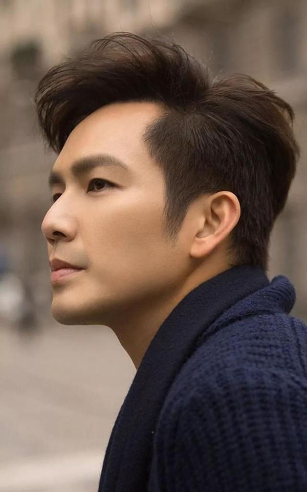 Chung Hán Lương suýt dính án quấy rối bạn diễn đáng tuổi con ở phim mới-5